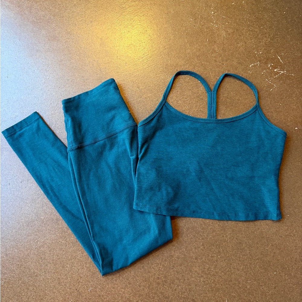 Beyond Yoga Teal Leggings and Cropped Tank Set